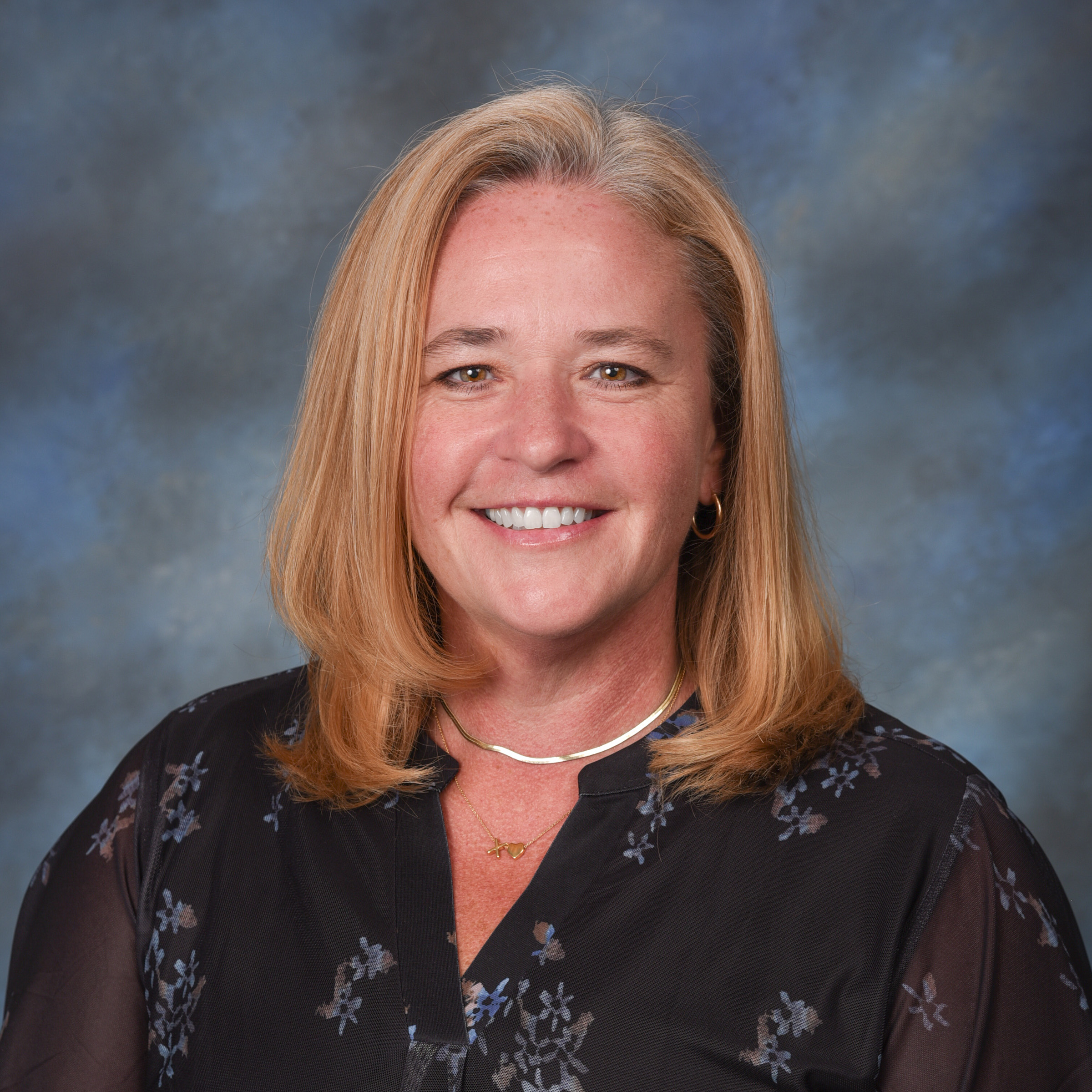 Susan Peveler Professional Head shot photo